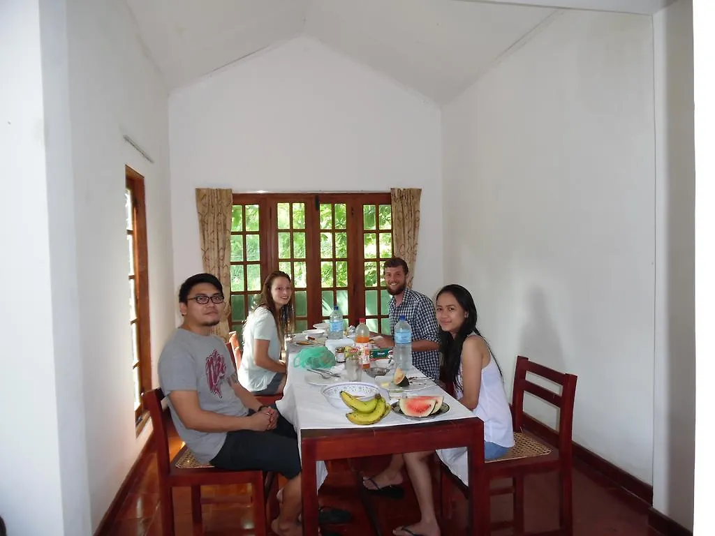 Linwood Bungalow Kandy 3*,  Šrí Lanka
