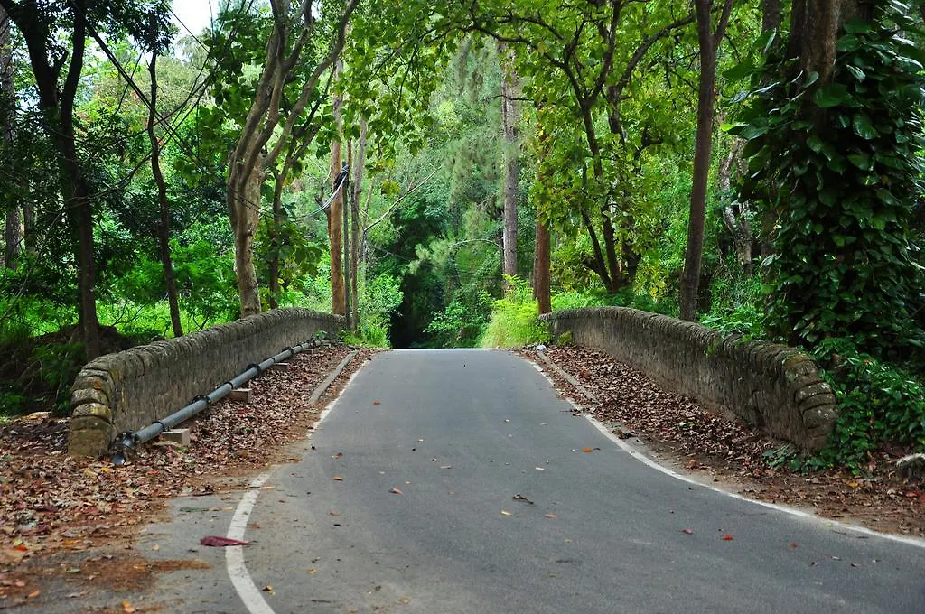 Hotel Linwood Bungalow Kandy