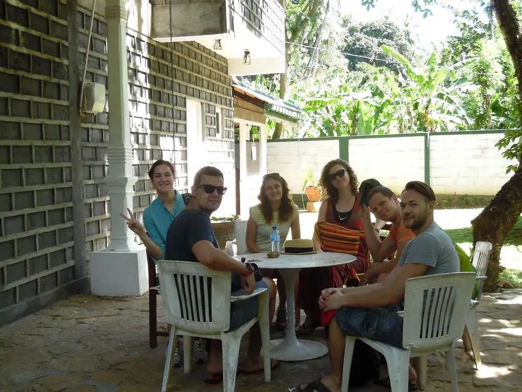 Hotel Linwood Bungalow Kandy